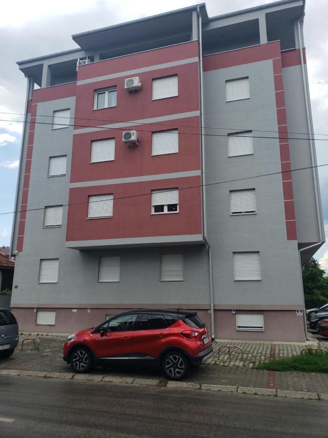 Apartmani Pajic Jagodina Exterior foto